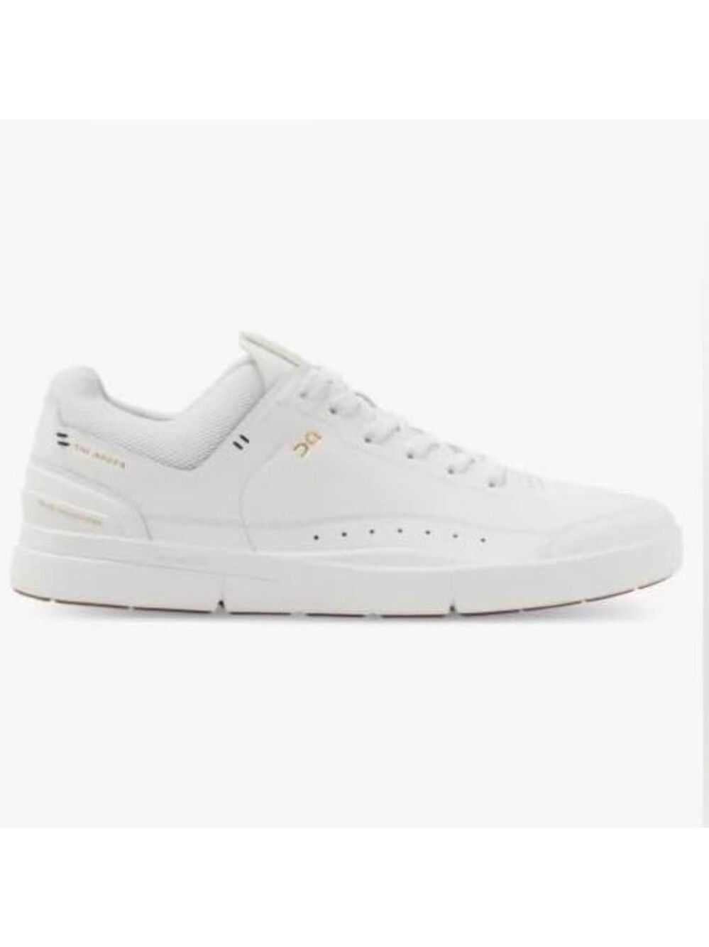 On The Roger Centre Court Sneakers